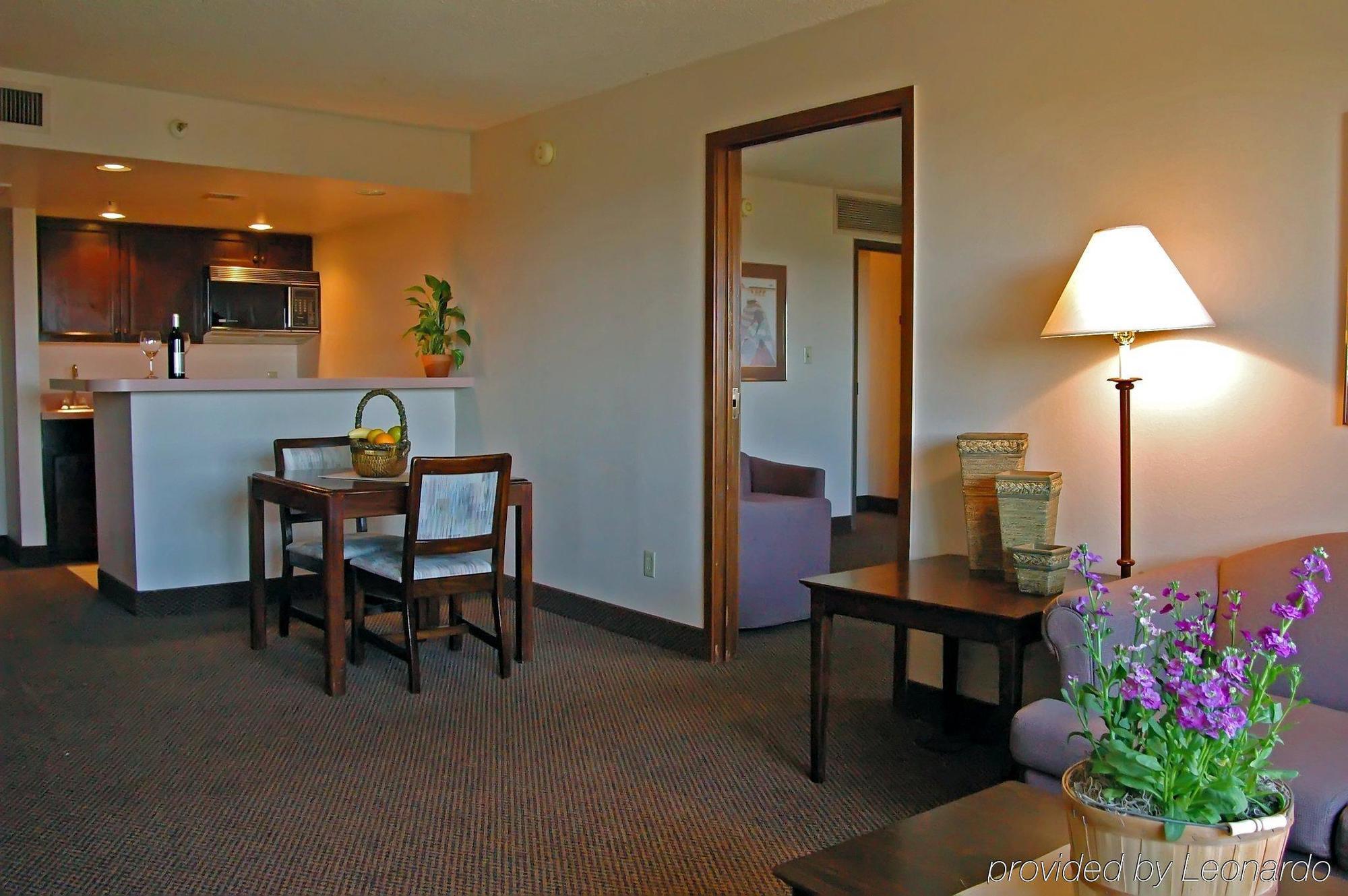 โฟร์ พอยต์ส บาย เชอราตัน ฟีนิกซ์ เซาธ์ เมานต์เทน Hotel ภายนอก รูปภาพ