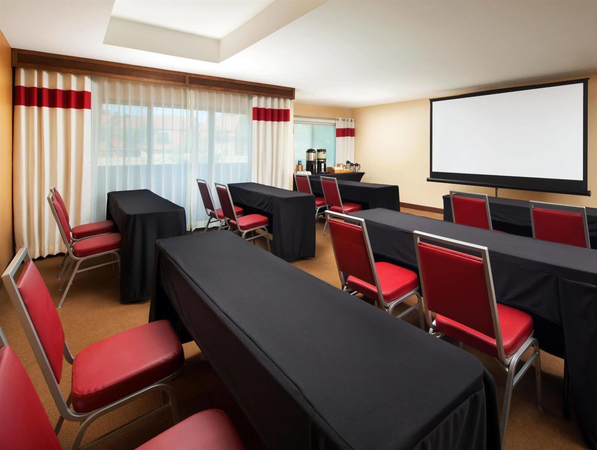 โฟร์ พอยต์ส บาย เชอราตัน ฟีนิกซ์ เซาธ์ เมานต์เทน Hotel ภายนอก รูปภาพ